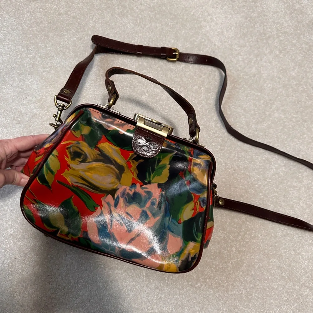 Patricia Nash leather satchel with large pocketbook/change purse - Picture 1 of 11